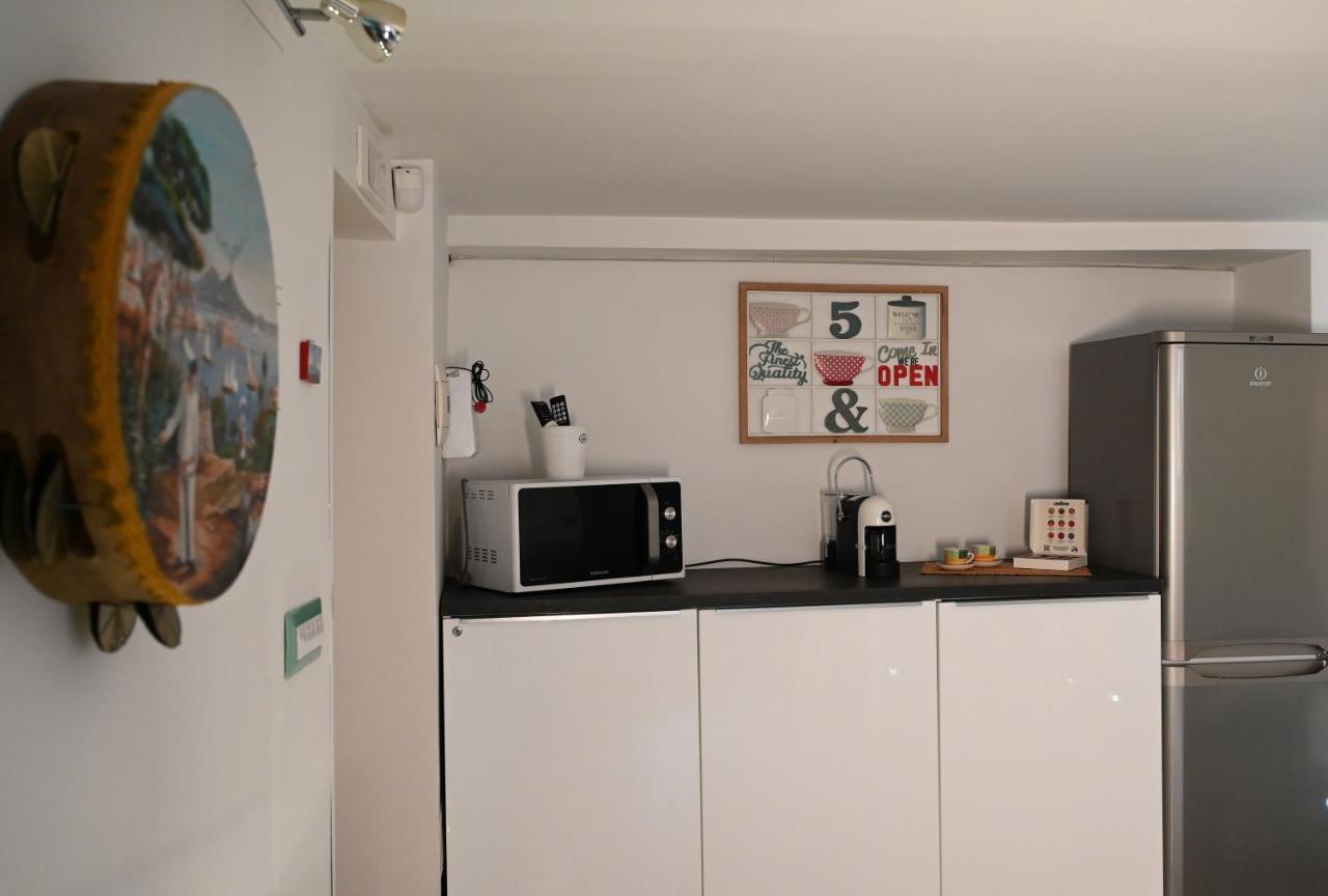 Il Rifugio Di Beppe Apartamento Nápoles Exterior foto