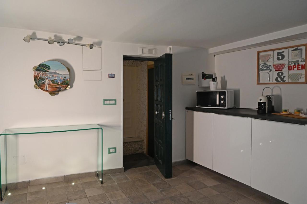 Il Rifugio Di Beppe Apartamento Nápoles Exterior foto